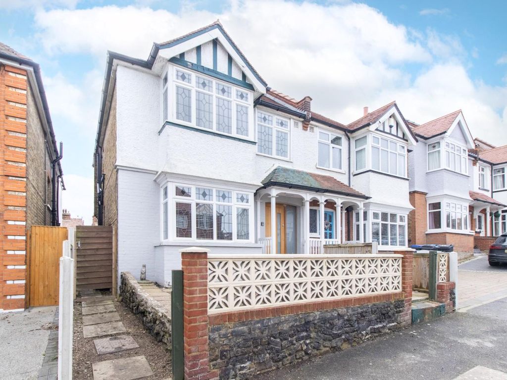 3 bed semidetached house for sale in King Edward Avenue, Broadstairs