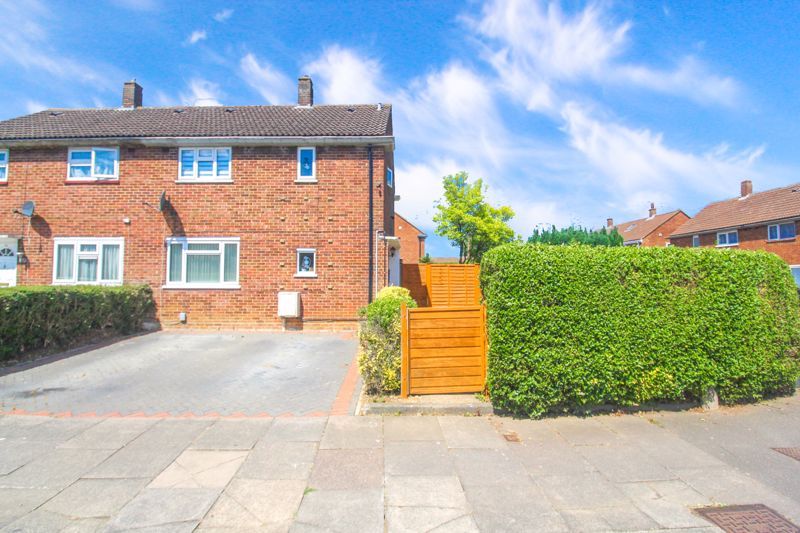 Mangrove Road, Luton LU2  
