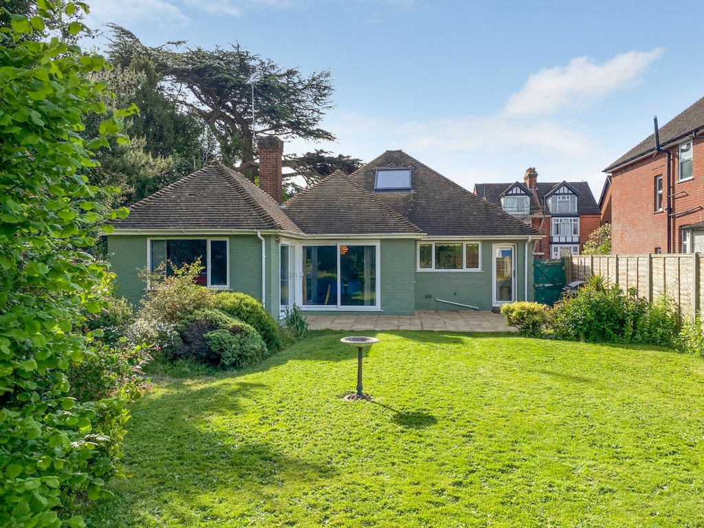 Magazine Road, Ashford, Kent TN24  