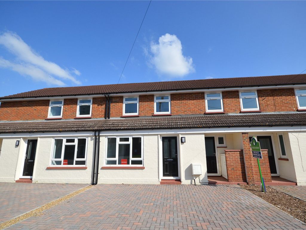 3 bed terraced house for sale in Beavers Crescent, Hounslow TW4, £