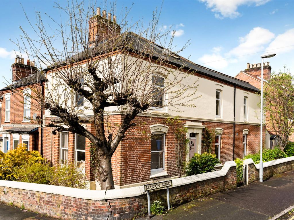 3 bed end terrace house for sale in Marion Road, Norwich NR1, £425,000