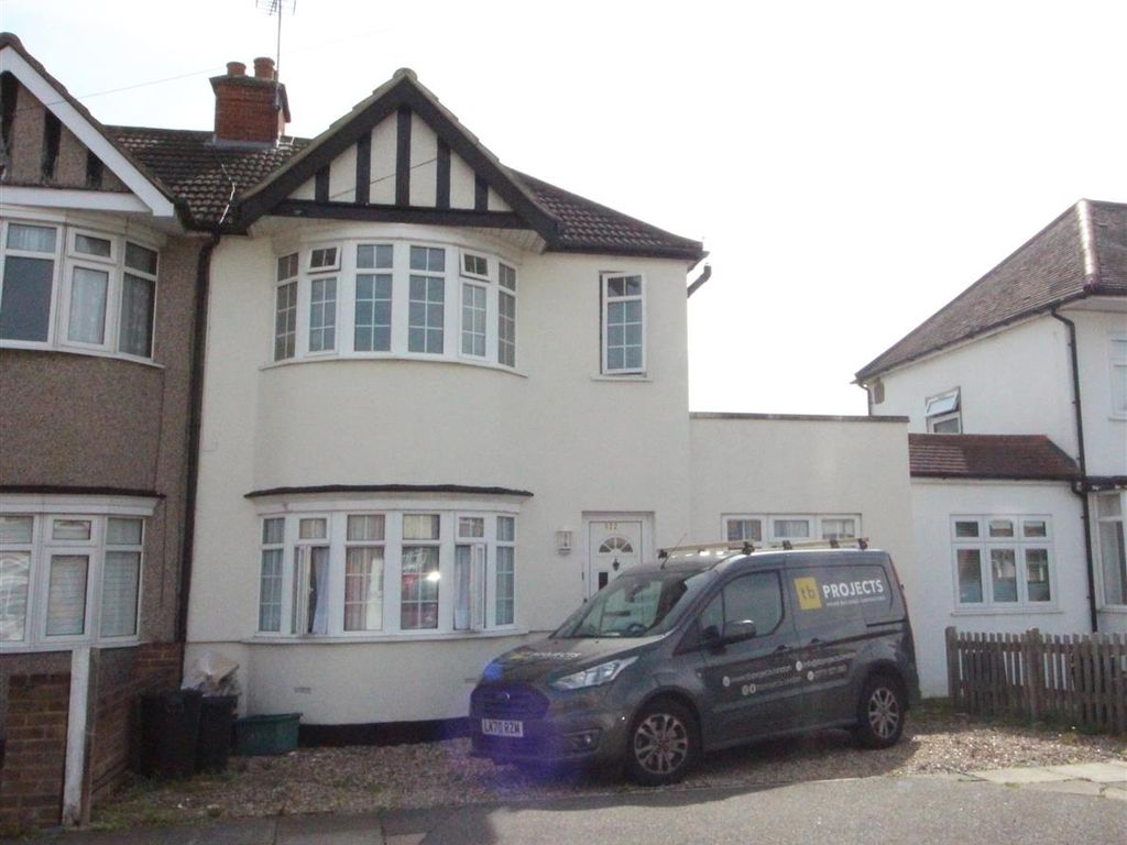 1 bed to rent in Whitby Road, Ruislip Manor, Ruislip HA4