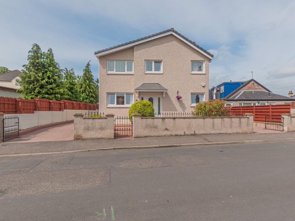 5 bed detached house for sale in Erskine Street, Alloa FK10 Zoopla