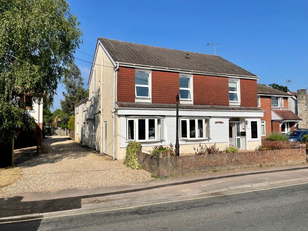 Land for sale in Avondale Lodge, Hythe Road, Marchwood, Hampshire SO40