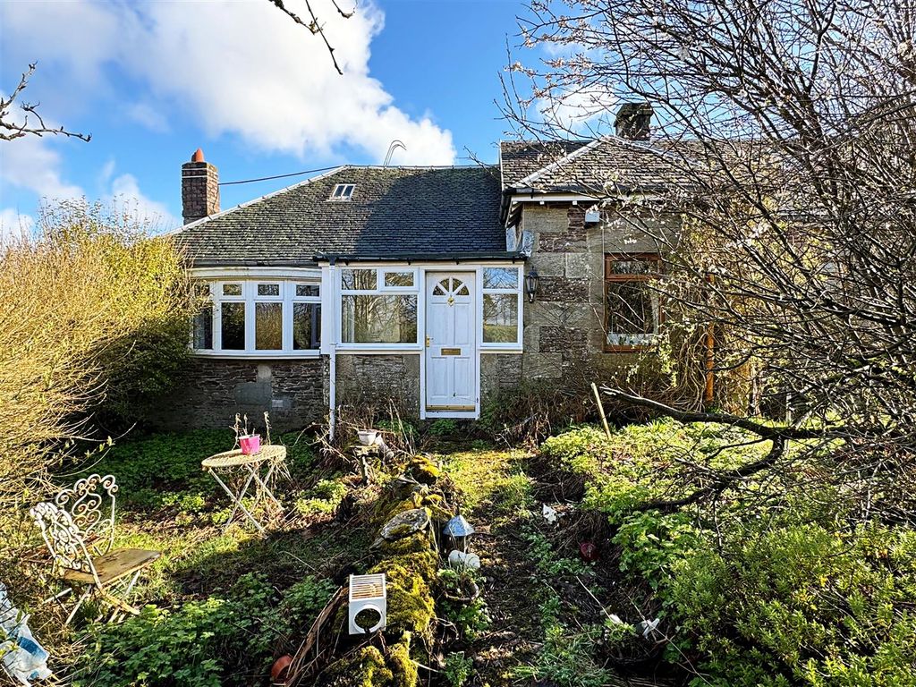 2 bed cottage for sale in Tups Road, Kilncadzow, Carluke ML8, £125,000