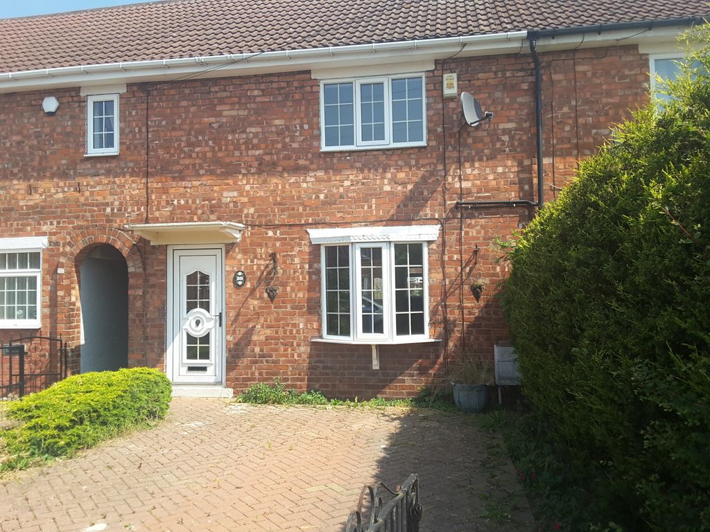 3 bed terraced house to rent in The Fairway, Moorends, Doncaster DN8