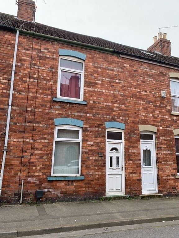 2 bed terraced house to rent in Tower Street, Gainsborough DN21 Zoopla