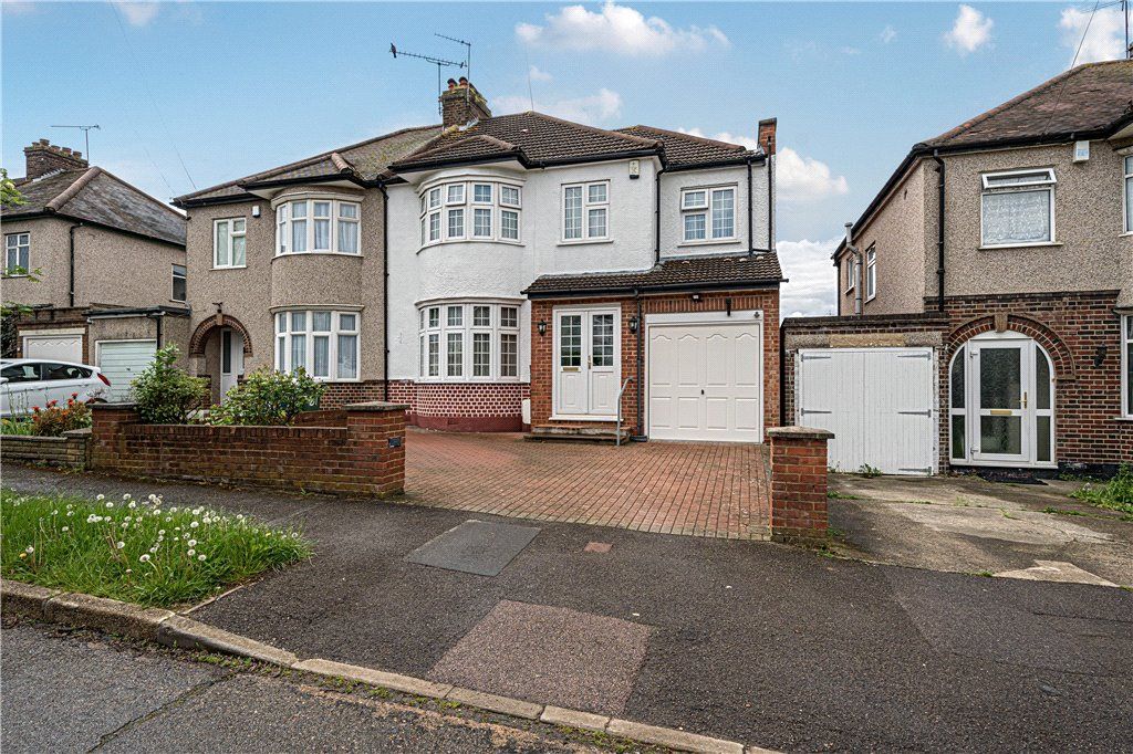 4 bed semidetached house for sale in Lankers Drive, Harrow, Middlesex