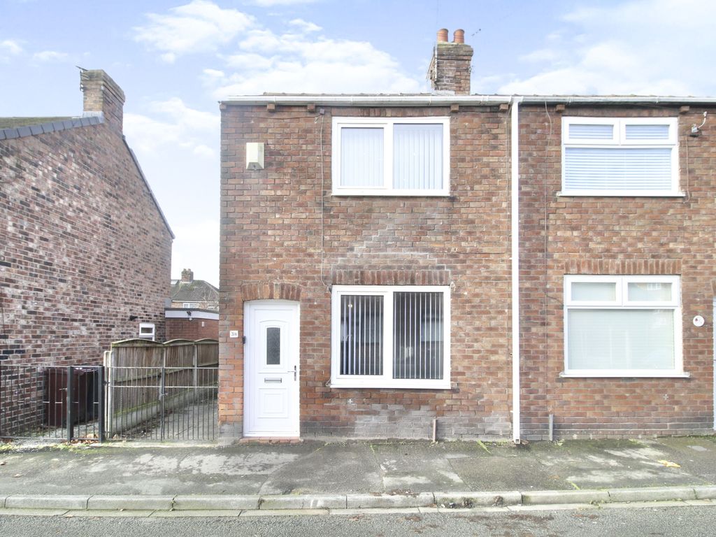 2 bed end terrace house for sale in Brook Street, Prescot L35 Zoopla