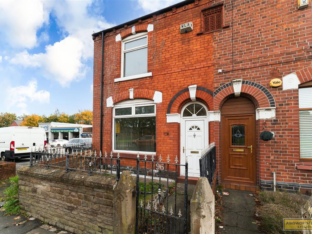 3 bed semidetached house for sale in Warrington Road, Wigan WN5, £