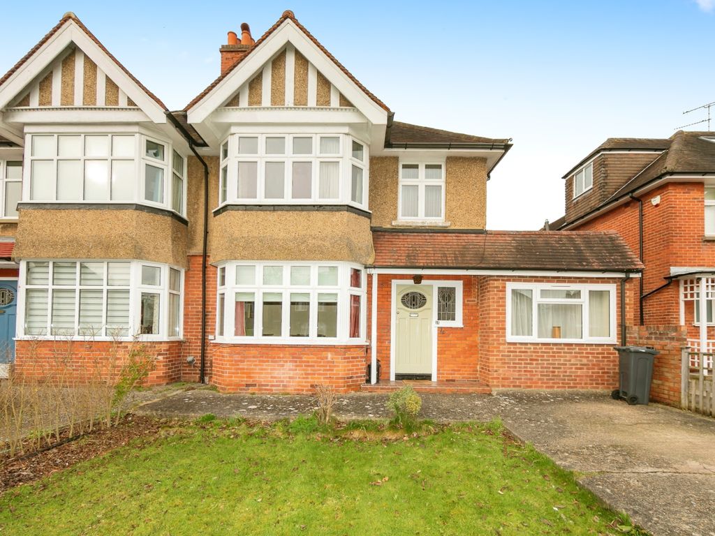 4 bed semidetached house for sale in Kenilworth Avenue, Reading RG30