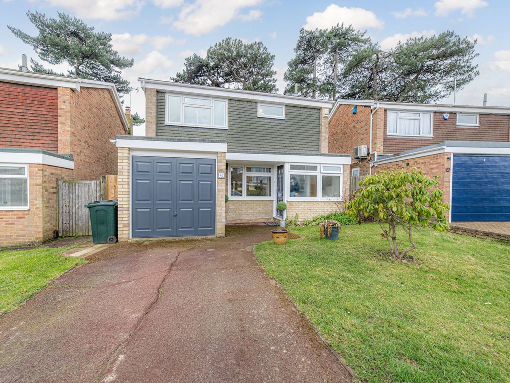 3 bed detached house for sale in Larch Walk, Kennington TN24 Zoopla