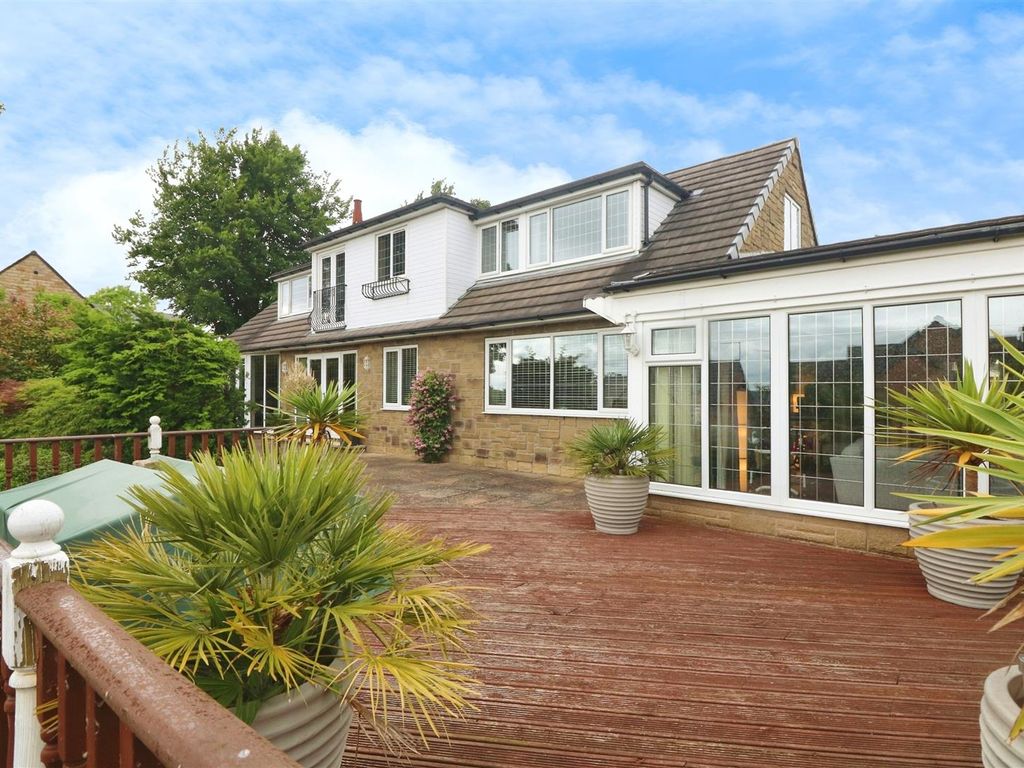 4 bed detached bungalow for sale in Doncaster Road, Barnsley S71, £