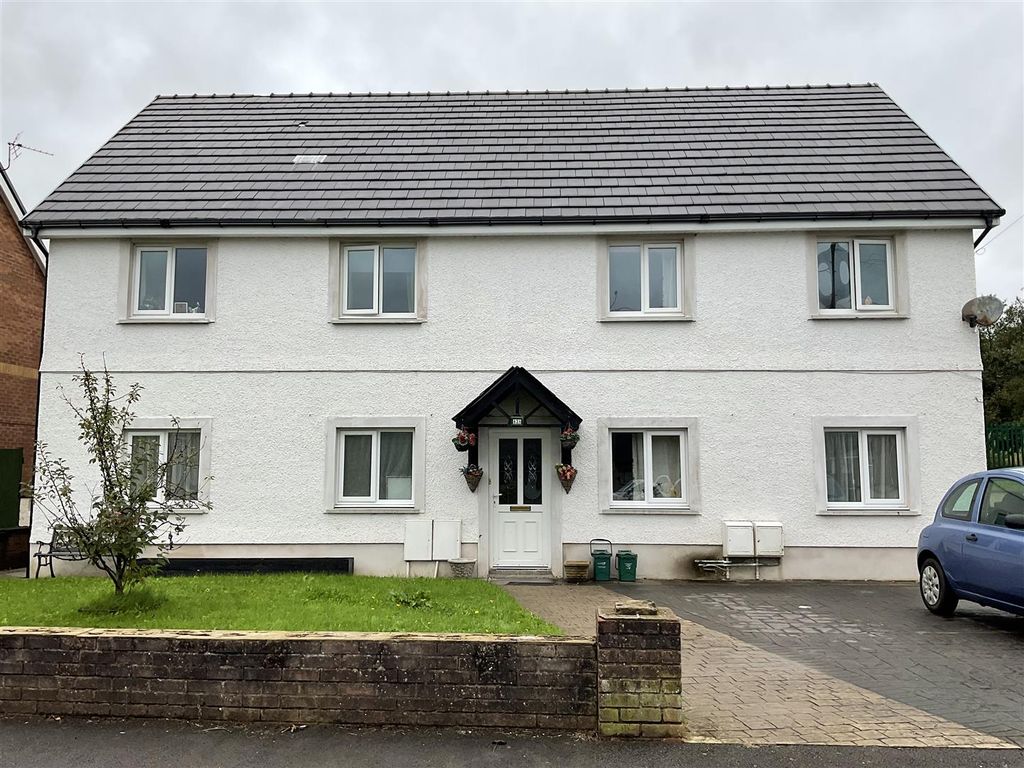 3 bed detached bungalow for sale in Pantyffynnon Road, Pantyffynnon