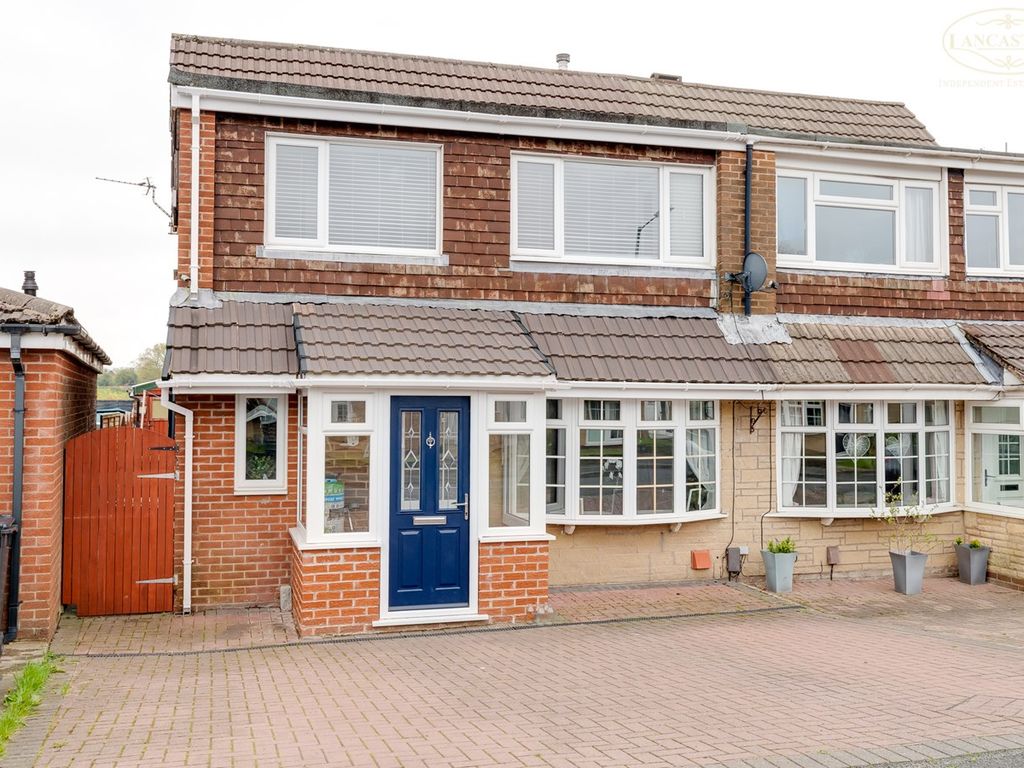 4 bed semidetached house for sale in Thornham Drive, Sharples, Bolton