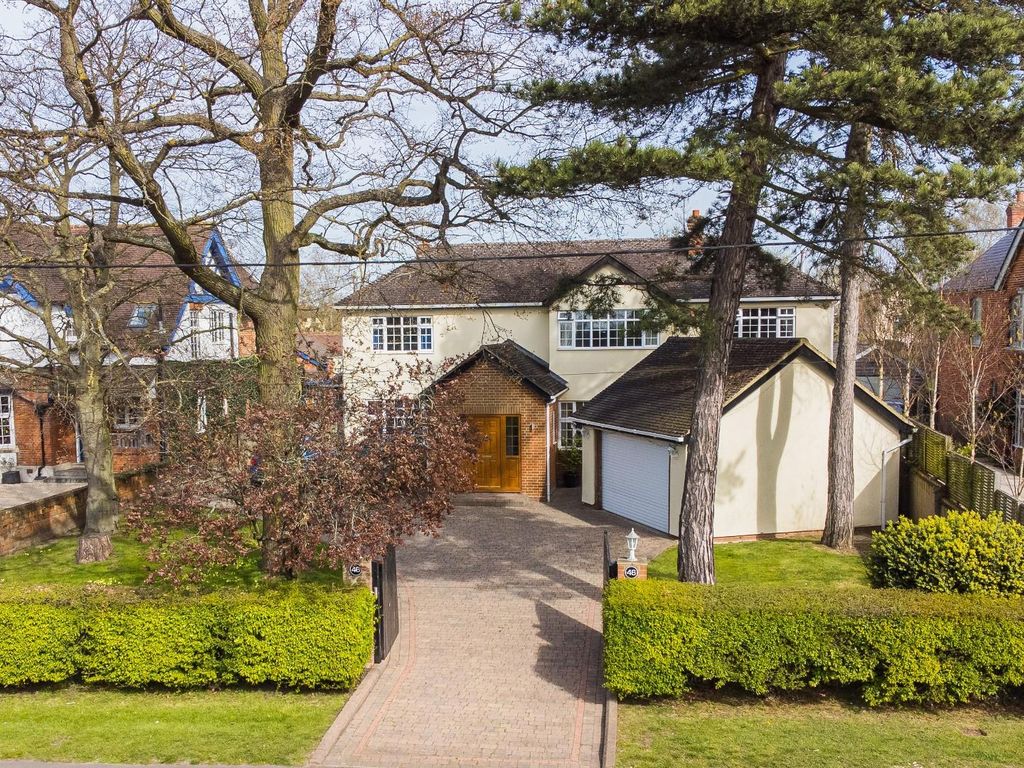 5 bed detached house for sale in Stortford Road, Dunmow CM6 Zoopla