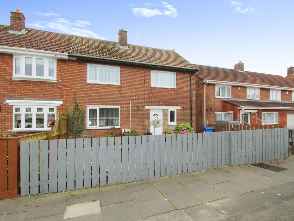 3 bed semidetached house to rent in Patterdale Road, Blyth NE24, £750