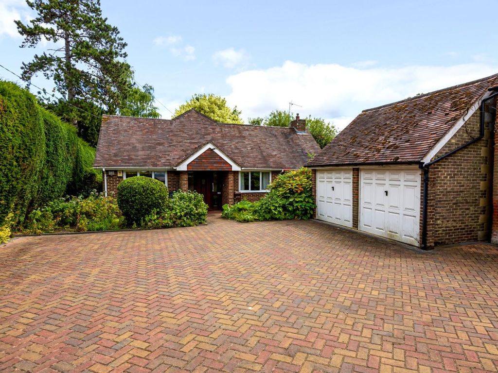 4 bed property for sale in Main Road, Otterbourne, Winchester SO21 Zoopla