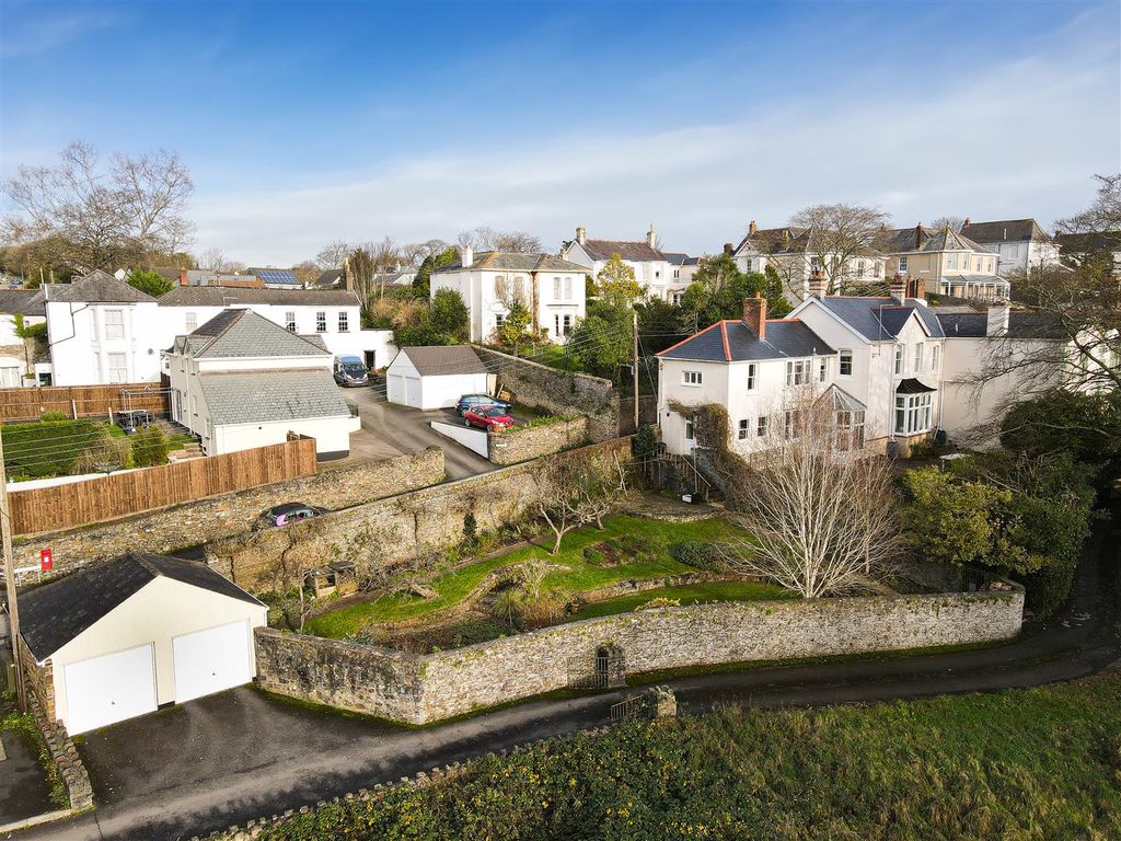 4 bed semidetached house for sale in Orchard Hill, Bideford EX39, £