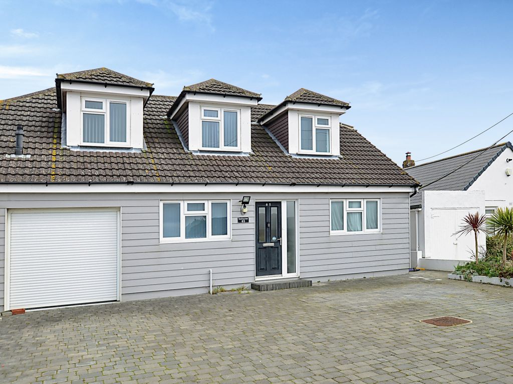 4 bed bungalow for sale in The Parade, Greatstone, New Romney, Kent