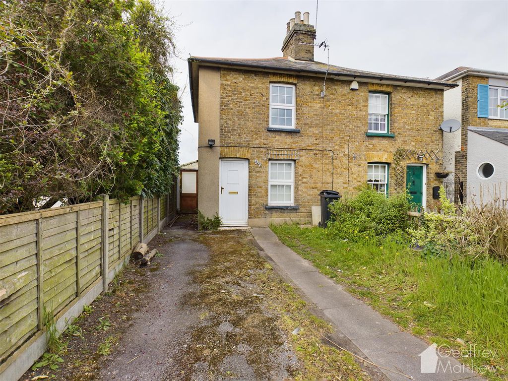 2 bed cottage for sale in Hare Street Springs, Harlow CM19 Zoopla
