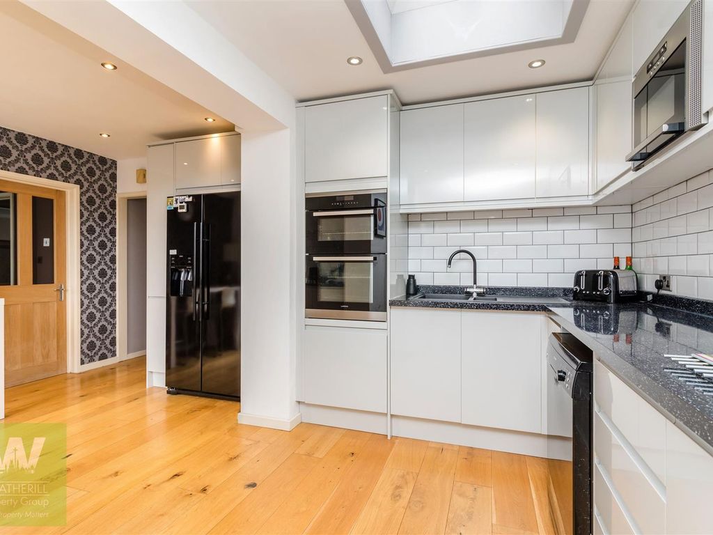 King George Vi Drive, Hove BN3