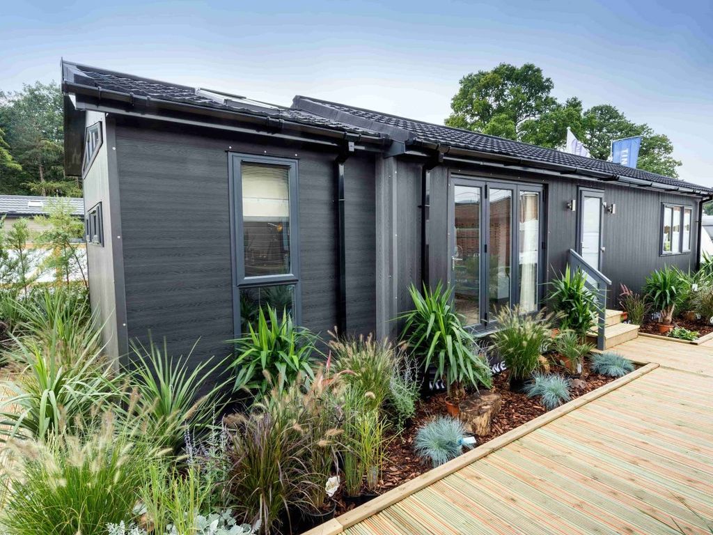 1 bed mobile/park home for sale in Yew Tree Park Homes, Charing