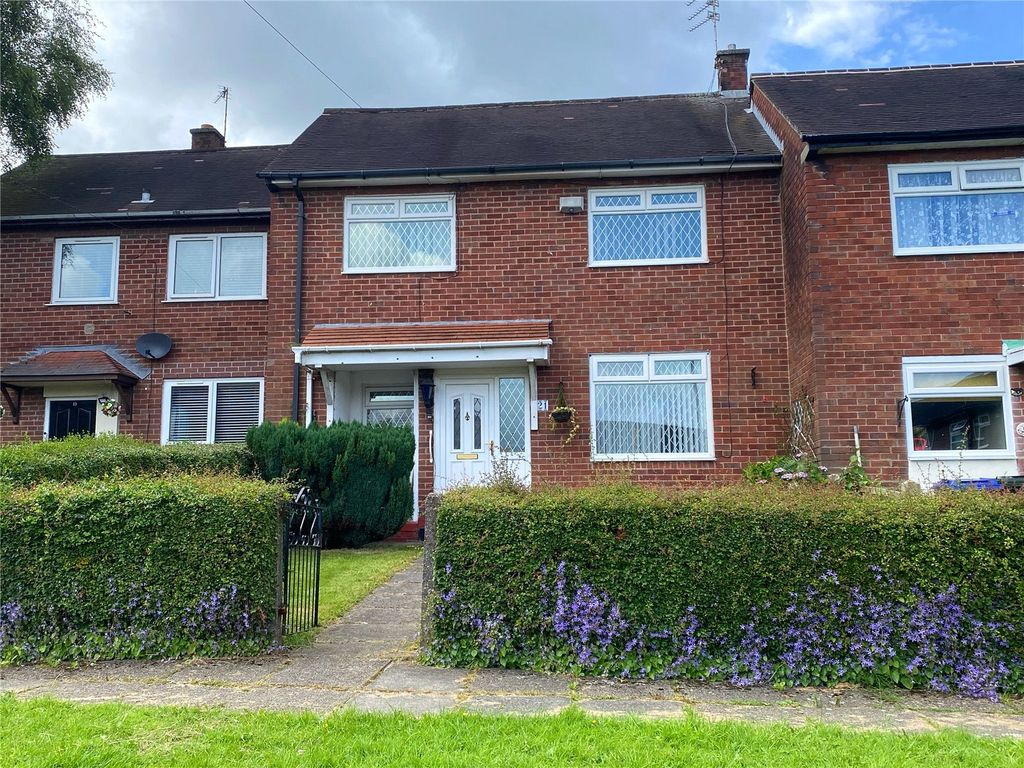 3 bed town house for sale in Ballater Close, Heywood, Greater Manchester OL10, £165,000 Zoopla