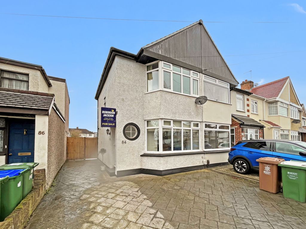 3 bed semidetached house for sale in Penhill Road, Bexley, Kent DA5