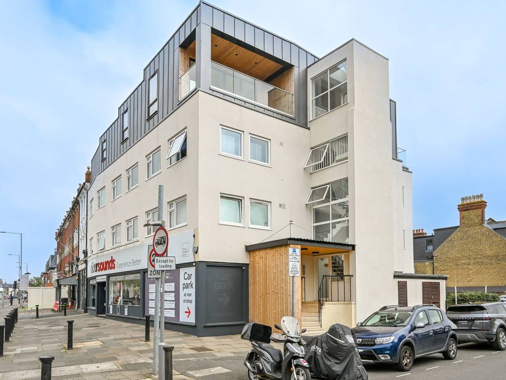 1 bed flat to rent in James House, Richmond Road, Kingston, Kingston