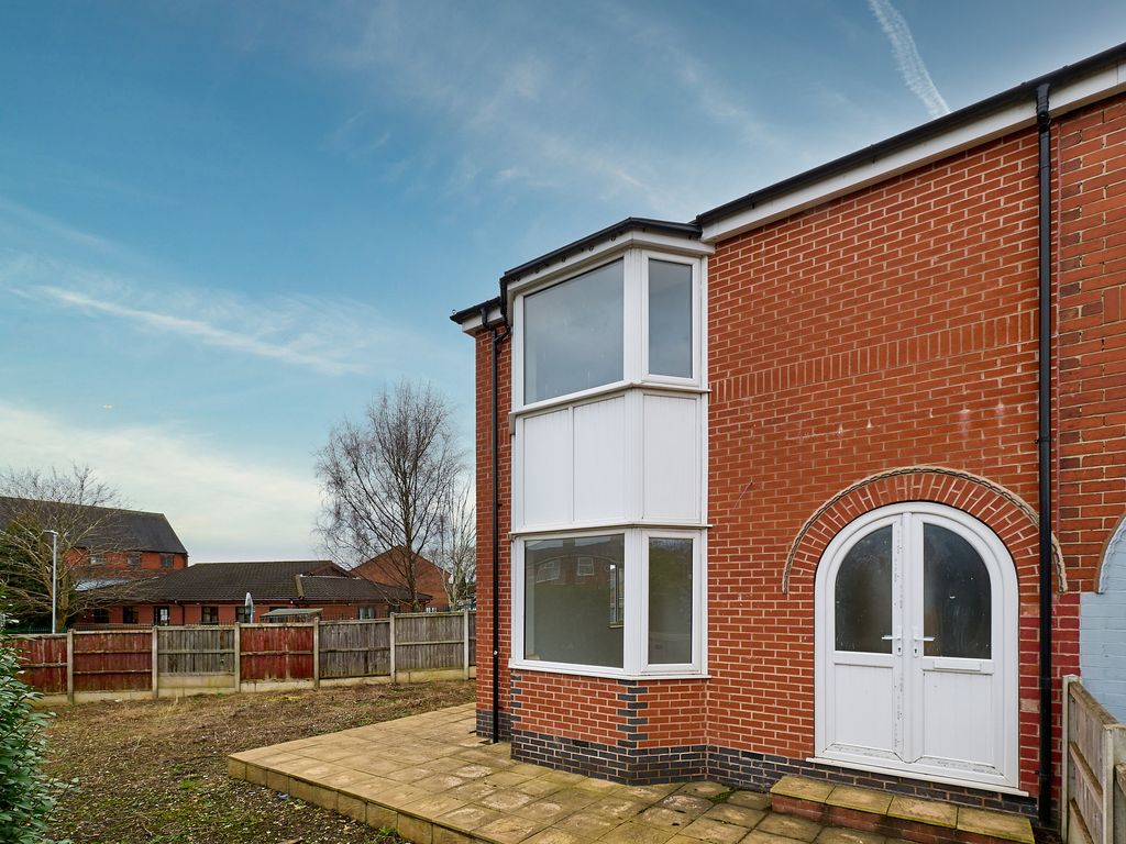 Town house for sale in 142 Northwood Park Road, Hanley, StokeOnTrent
