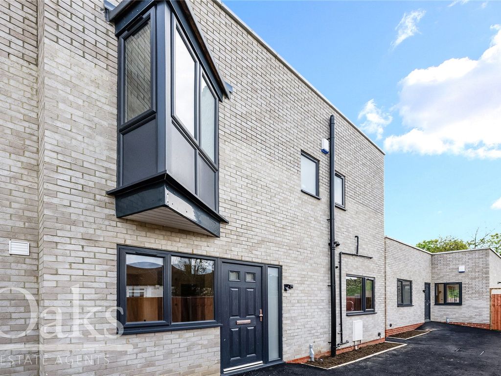 New home, 3 bed semidetached house for sale in Hythe Road, Thornton