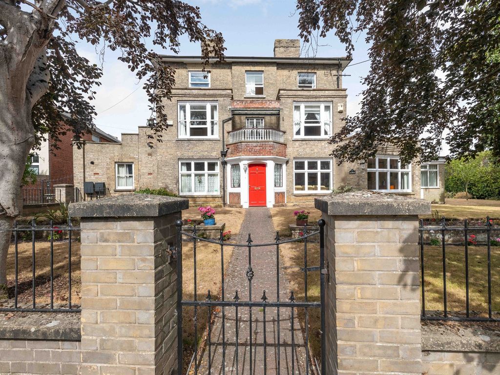 6 bed detached house for sale in Lower Olland Street, Bungay NR35 Zoopla