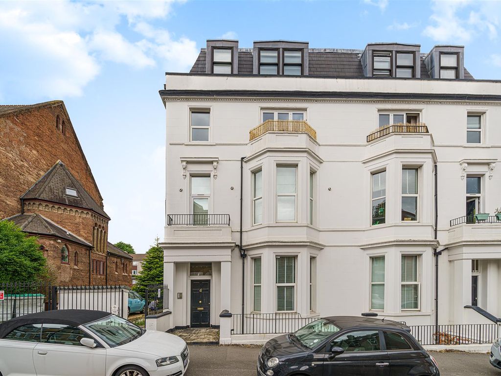 1 bed flat to rent in Waldegrave Road, Crystal Palace SE19 Zoopla