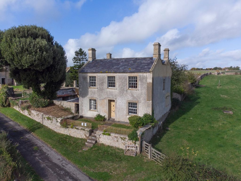 5 bed detached house for sale in Middledown, Marshfield, Chippenham