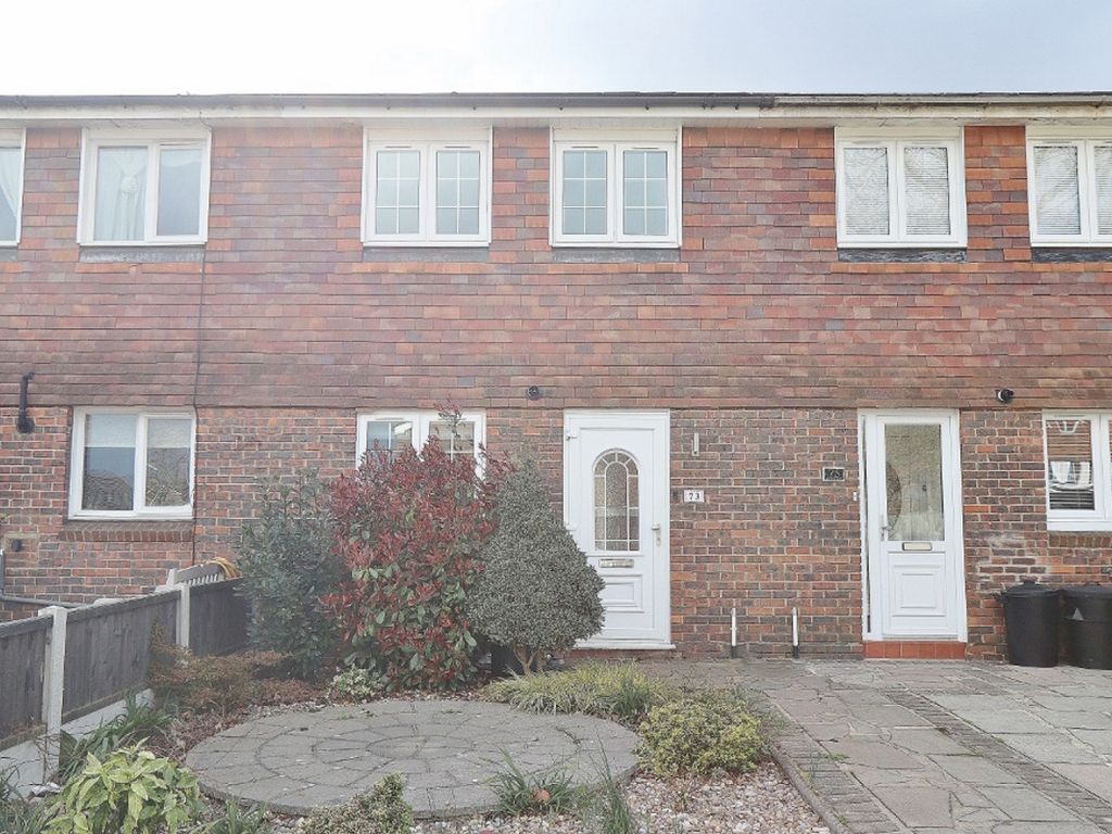 3 bed terraced house for sale in Sevenoaks Close, Harold Hill RM3, £