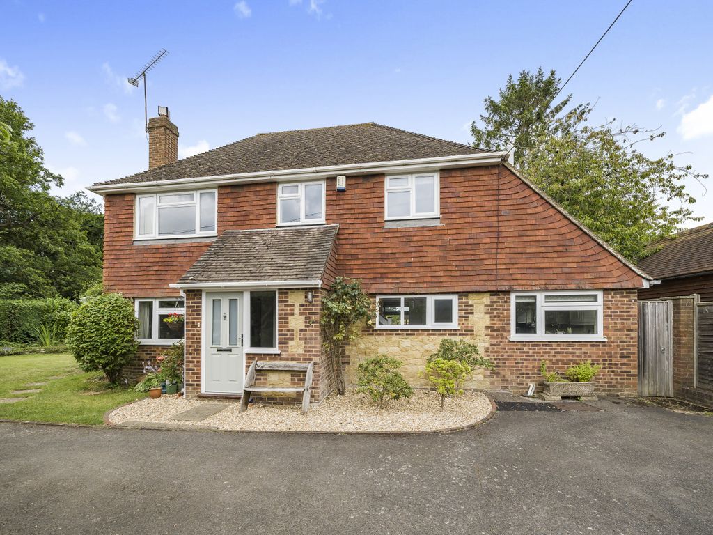 3 bed detached house for sale in Alfold, Cranleigh, Surrey GU6 Zoopla