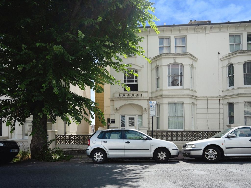 1 bed flat for sale in Buckingham Road, Brighton, East Sussex BN1, £