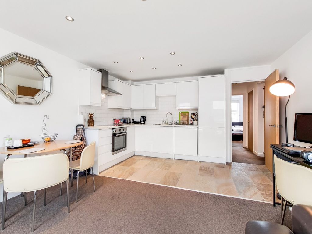 2 bed flat to rent in Deptford Church Street, Deptford, London SE8 Zoopla