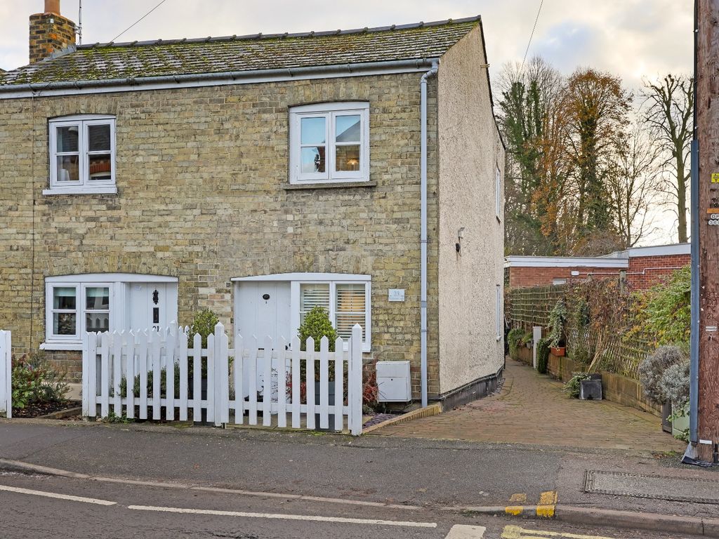 2 bed semidetached house for sale in Woollards Lane, Great Shelford
