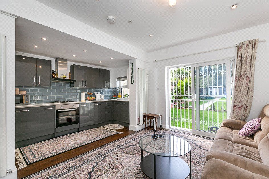 Brighton Road South Croydon Surrey CR2