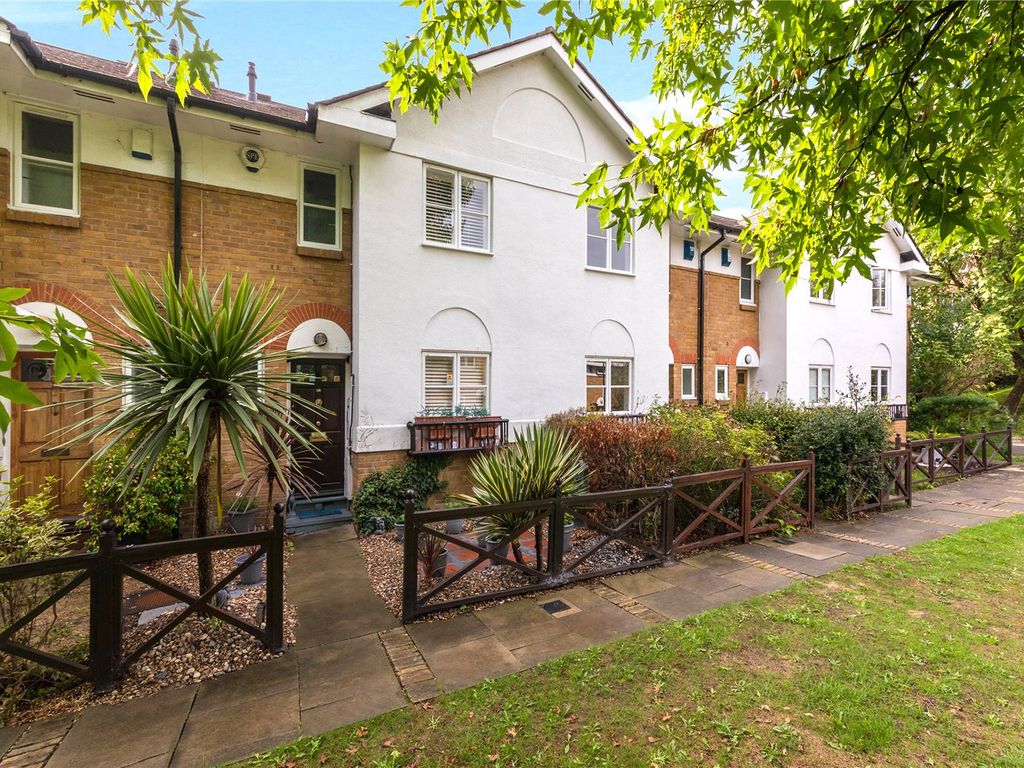3 bed terraced house for sale in St Joseph's Vale, Blackheath, London