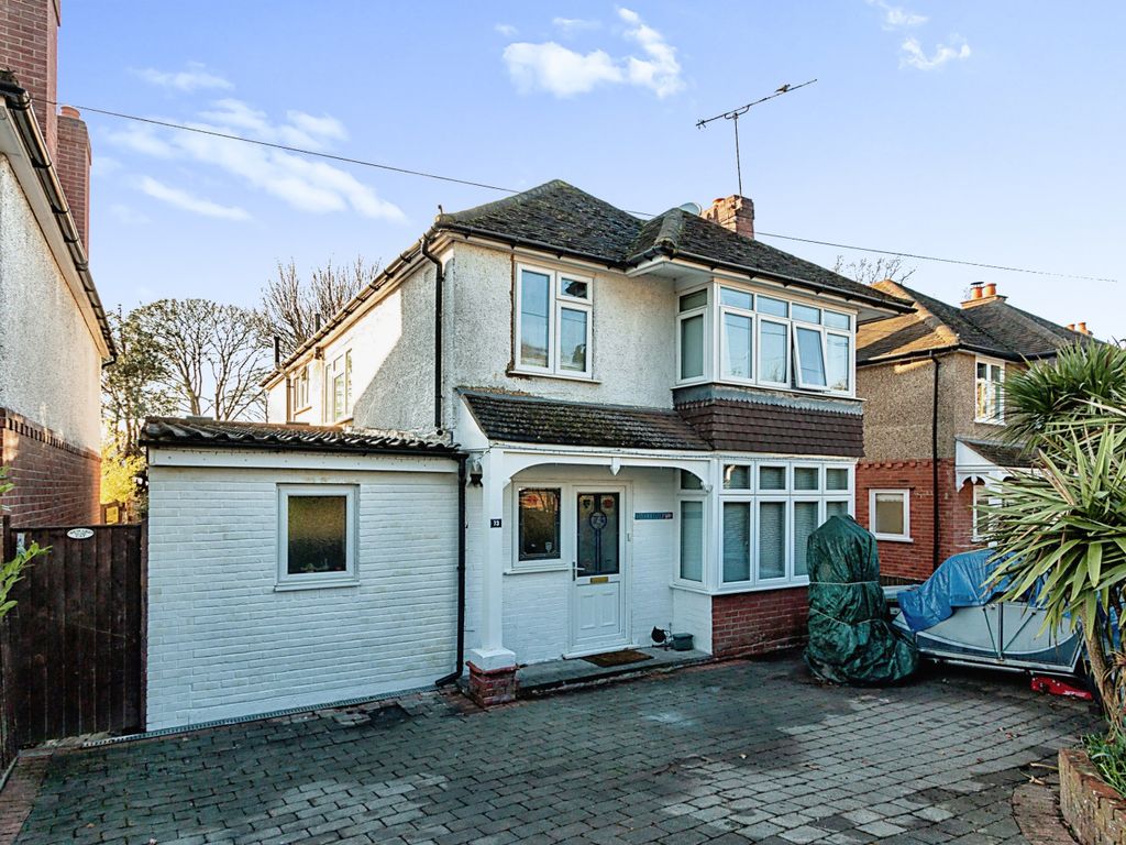 4 bed detached house for sale in Salisbury Road, Farnborough GU14 Zoopla