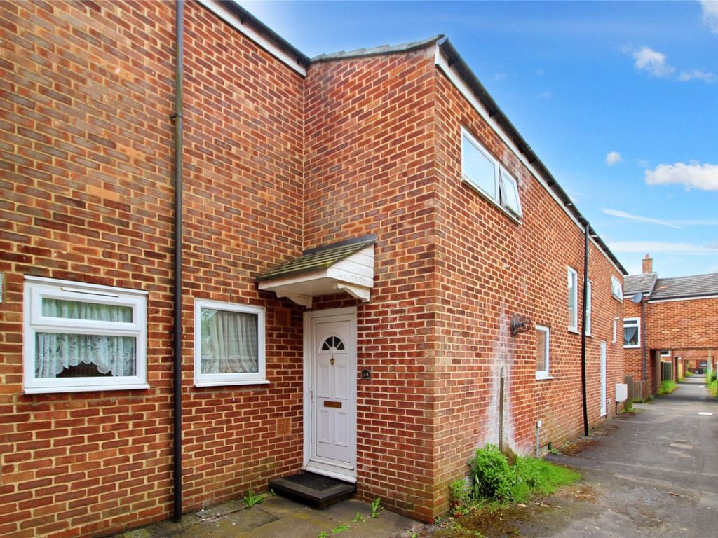3 bed terraced house for sale in Chivers Close, Basingstoke, Hampshire