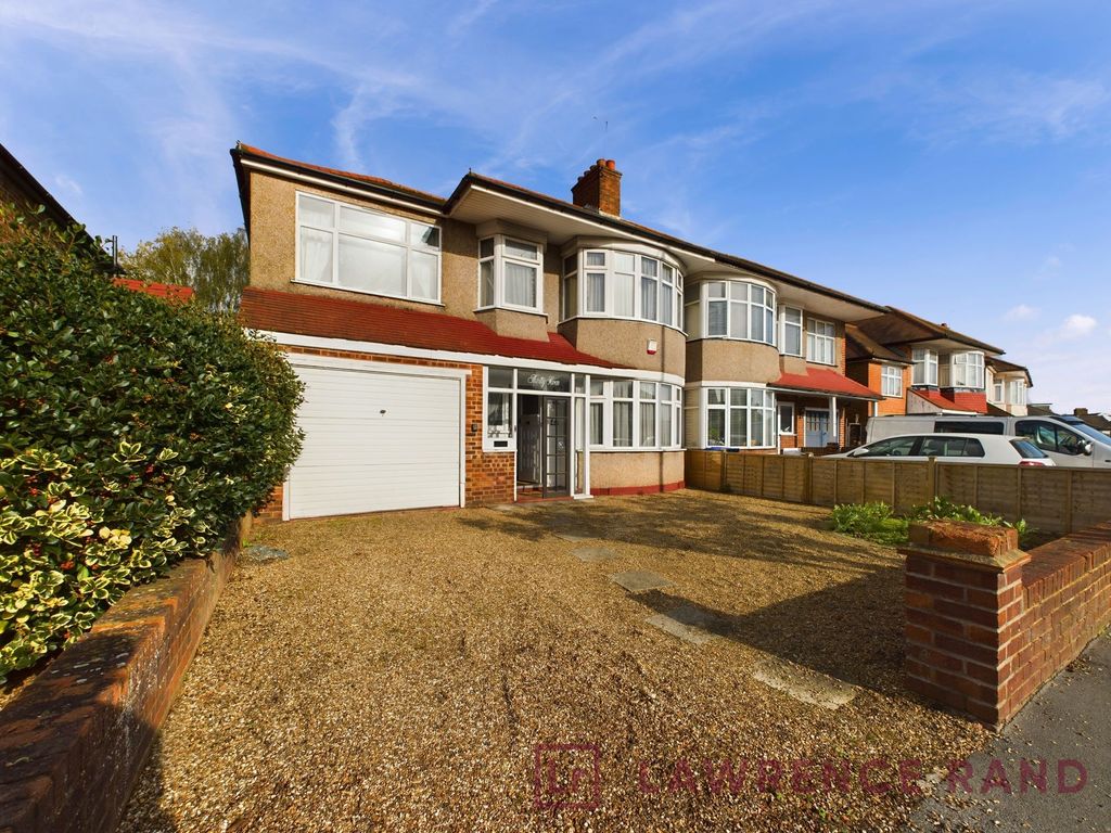 4 bed semidetached house for sale in West End Road, Ruislip HA4, £