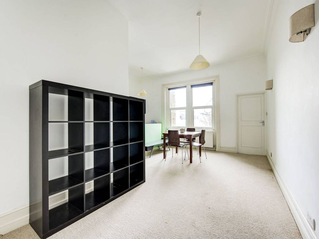 1 bed flat for sale in Queens Gate, South Kensington, London SW7, £
