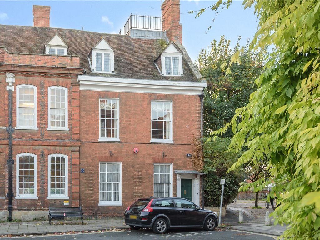 5 bed end terrace house for sale in Bath Street, Abingdon, Oxfordshire