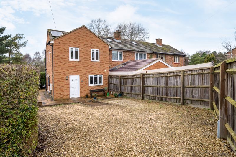 2 bed end terrace house for sale in Foxwell Drive, Headington, Oxford
