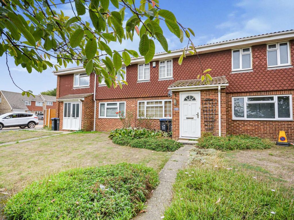 2 bed terraced house for sale in Copperhurst Walk, Margate, Kent CT9 Zoopla