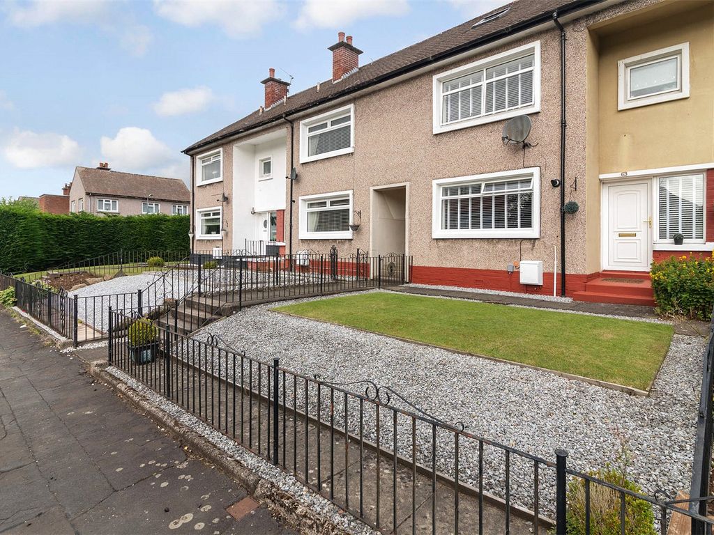 3 bed terraced house for sale in Craigend Drive West, Milngavie
